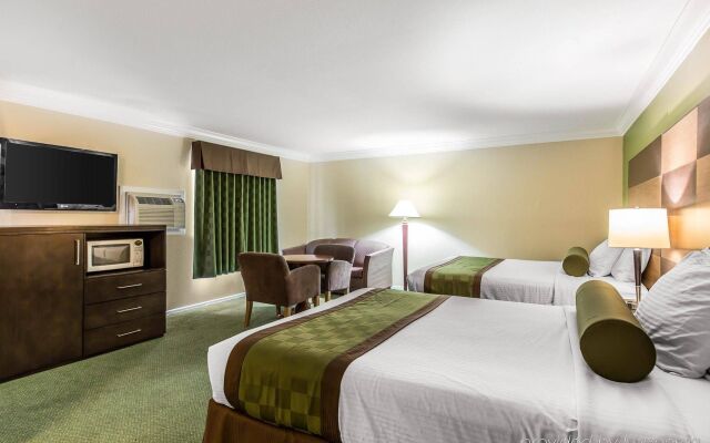 Rodeway Inn & Suites Canyon Lake-Menifee West