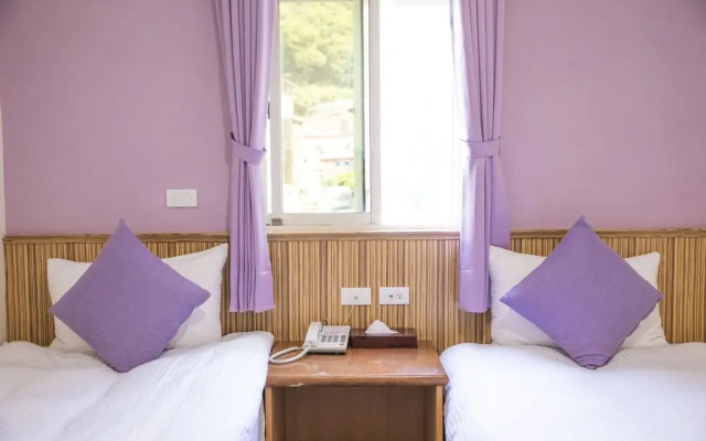 Holiday Hotel
