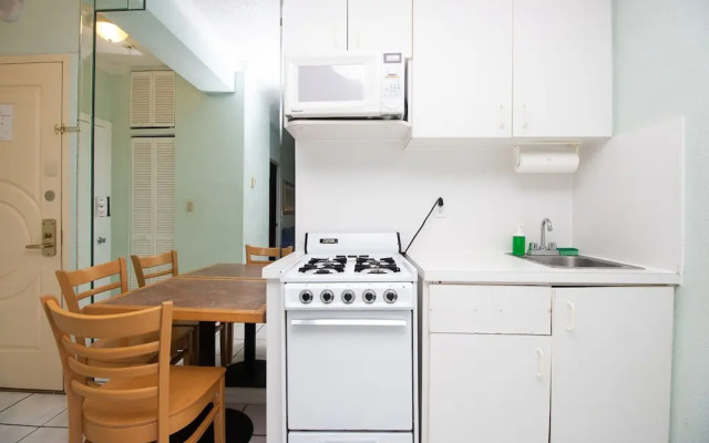 655 Apartment Hollywood Beach