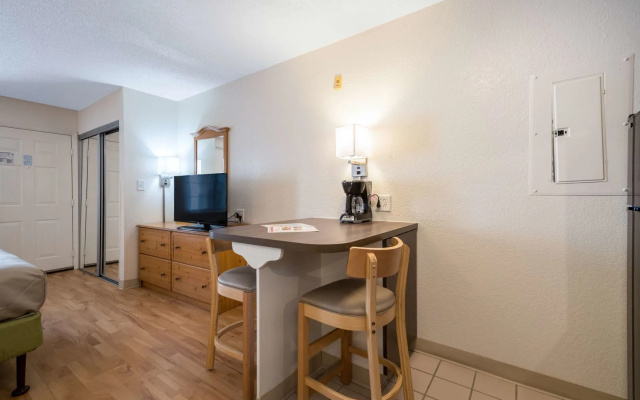 Studio 6 Extended Stay - Duluth, GA - Atlanta - Gwinnett Place
