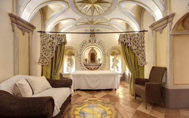 Palazzo Santa Croce in Positano