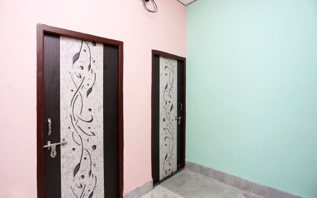 OYO 19627 Ankit Guest House
