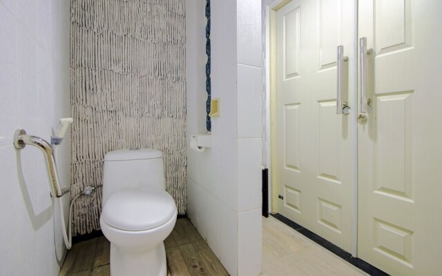Pondok Damai Syariah by OYO Rooms