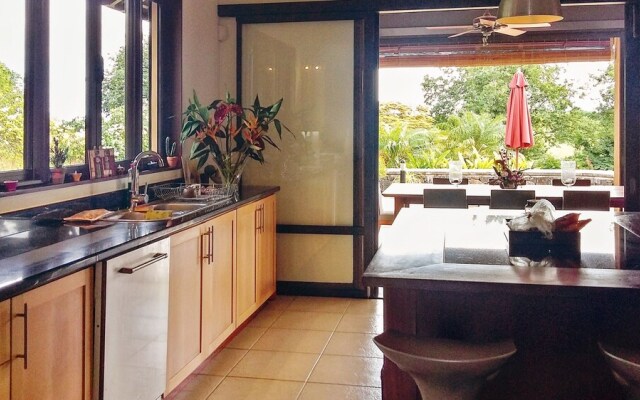 Villa With 4 Bedrooms in Tamarin, With Private Pool, Furnished Garden