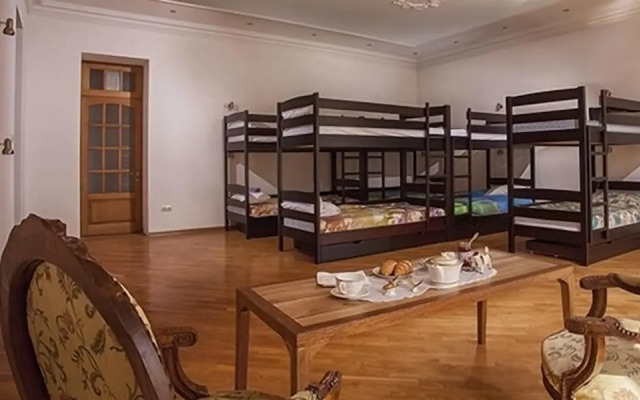 Хостел EstherHouse