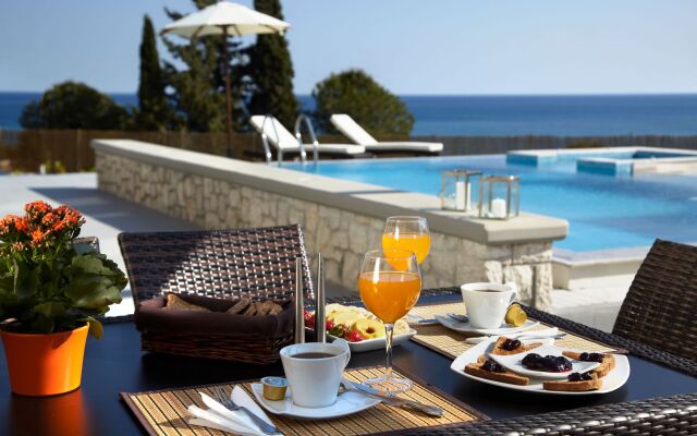 Blue Dream Luxury Villas