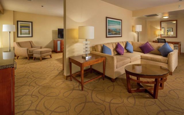 DoubleTree by Hilton Carson