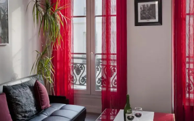 Bourse Apartment