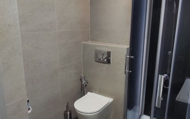 Summertime Signature Suites