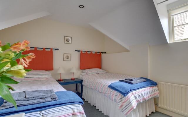 Spacious Holiday Home in Tunbridge Wells Near City Centre