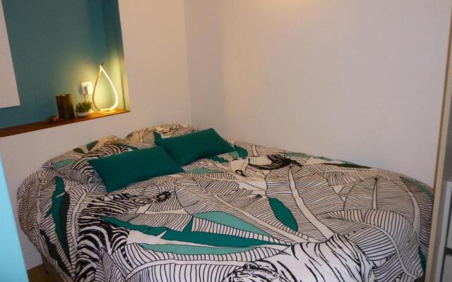 Appartement tout équipé avec piscine proche Stade OL et EUREXPO