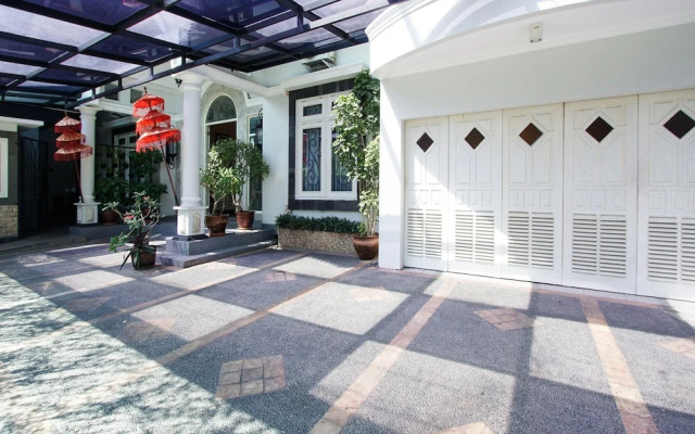 Collection O 3986 Just 11 Boutique Residence Syariah