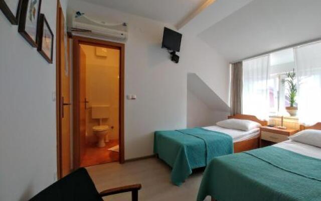 Hotel garni Paleta