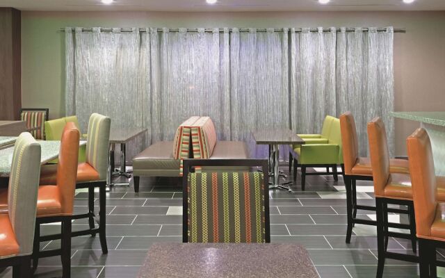 La Quinta Inn And Suites Paducah