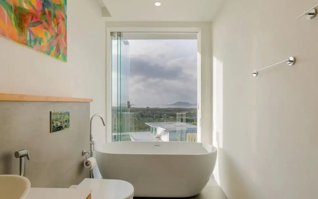 Yamu Hills Panoramic Ocean View 6 Bed Luxury Vila