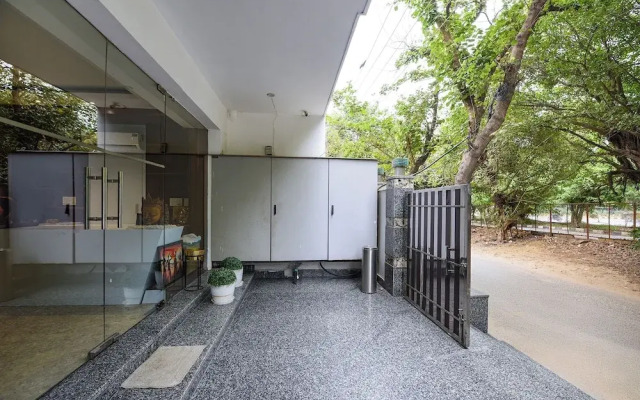 Fabhotel The Prime Land