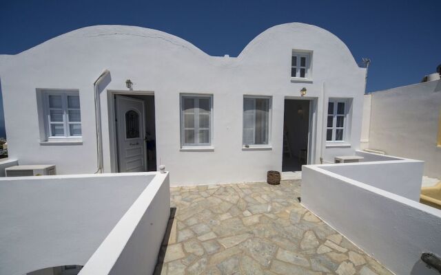 Ianthe Apartments & Villa