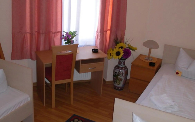Hotel garni Djaran