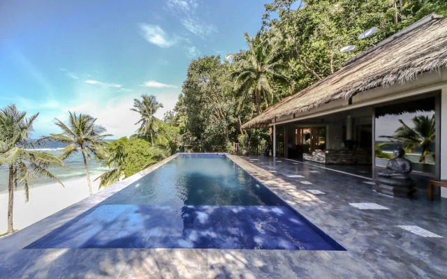 Den Pasar Nasog Villa