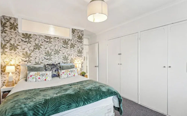 Spacious2br-balcony-parking-25mincentrallondon