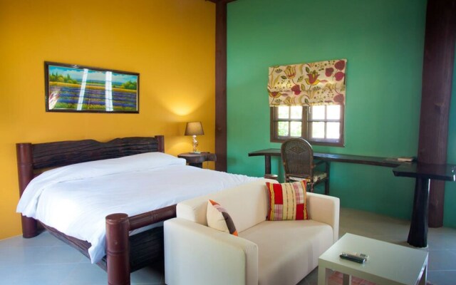 Khao Nam Fah Resort