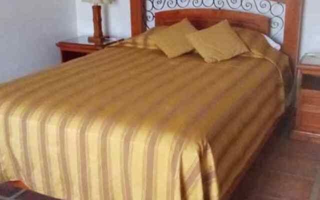 Hotel Oro Viejo