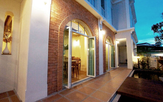 Baan Pimpisa Bangsaray Boutique Residence