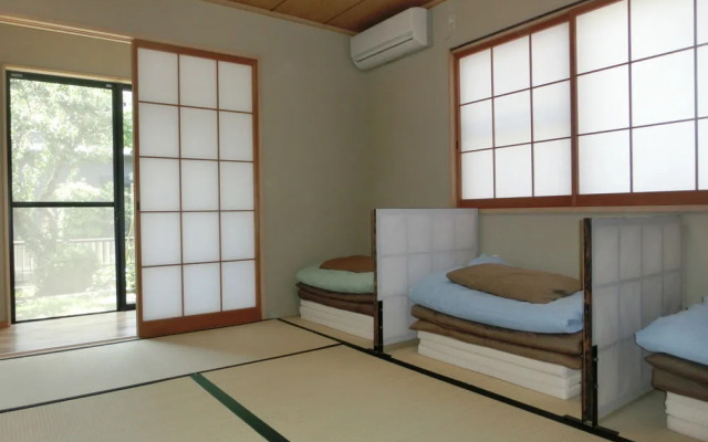 Guesthouse Asobigokoro Fukuoka Dazaifu - Hostel