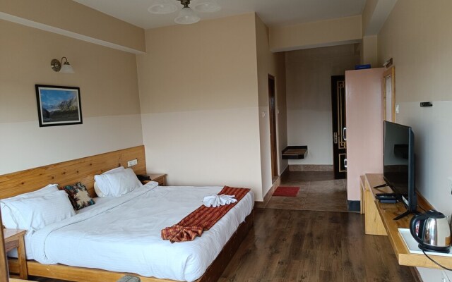 Hotel 100 Petals - Gangtok 12 mins from MG Marg