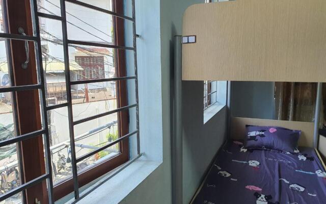 Nha Xanh Ha Long Homestay
