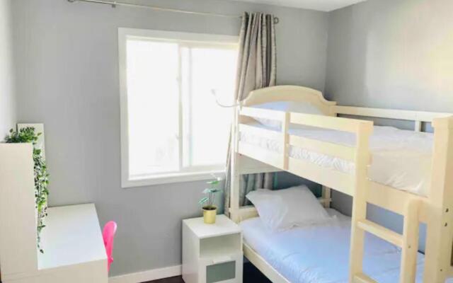 Sweet 5 bedrooms single house in Hinton