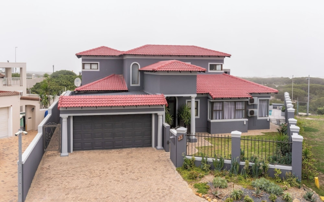 Grace of Blaauwberg One