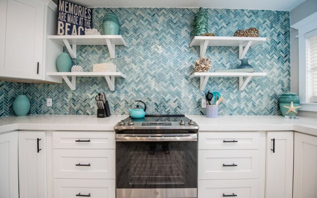 Island Life by AMI Locals