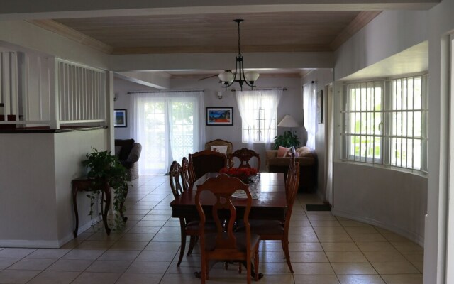Tee's Island Home