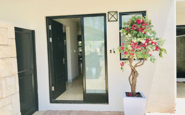 Pearl Valley Golf Lodge