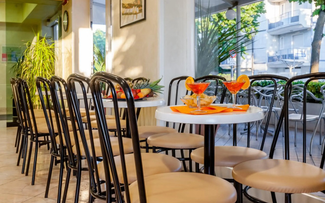 Hotel Corinna