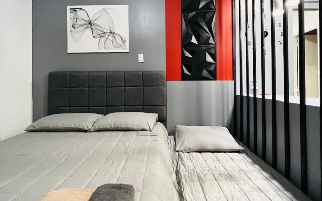 People's Condo Atria