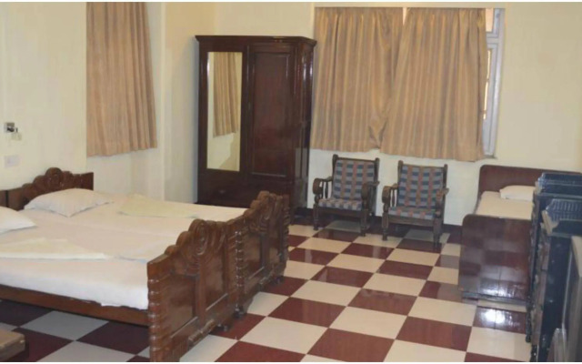 Bentleys Hotel Colaba