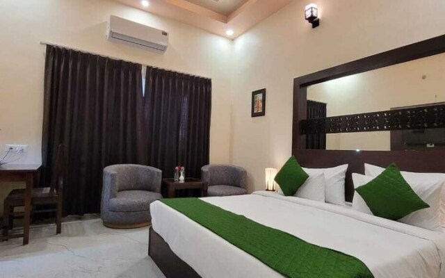 Hills Paradise Inn