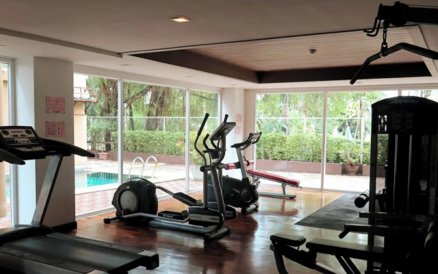 Large 1 Bedroom1 Bathroom 1 km Walking to Patong