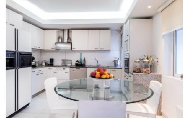 Perfect Athenian Villa