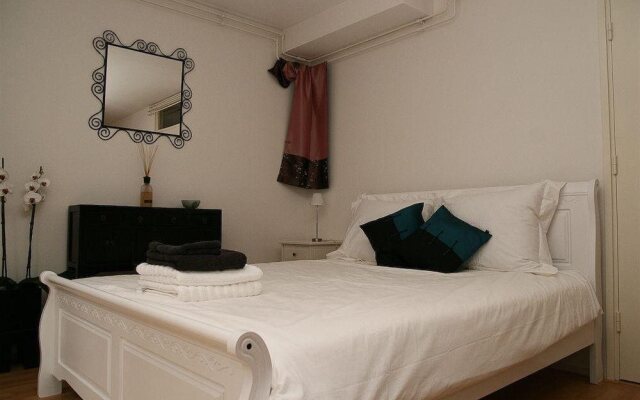 Home Run Amsterdam Bed & Breakfast