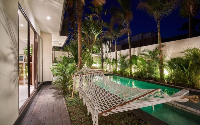 Luxueuse Villa Yogisurf 2 Canggu Piscine & Jacuzzi