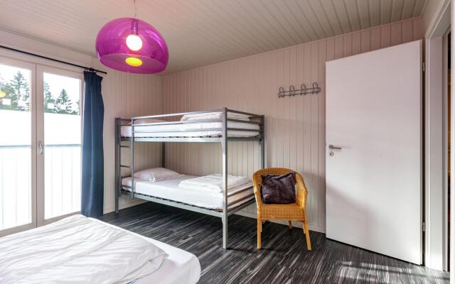 Boutique Chalet in Bullingen Near Lake