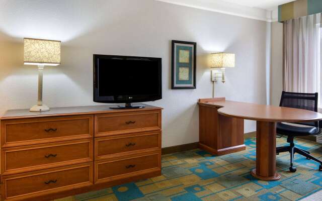 La Quinta Inn & Suites by Wyndham Greenville Haywood
