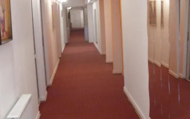 Hotel Elegance Express