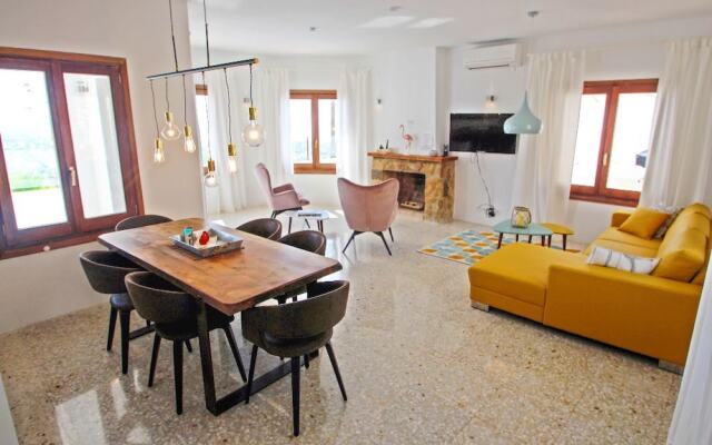 Suerte - sea view villa with private pool in Moraira