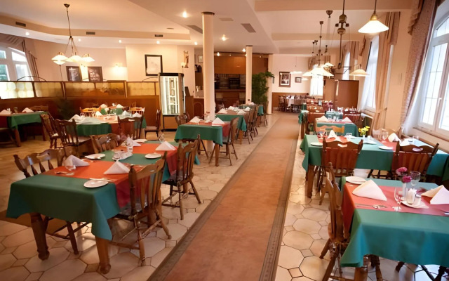 EA Hotelový Resort SEN Hotel