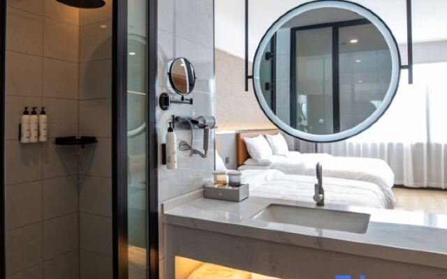 Peng lai tian gang xi yue hotel