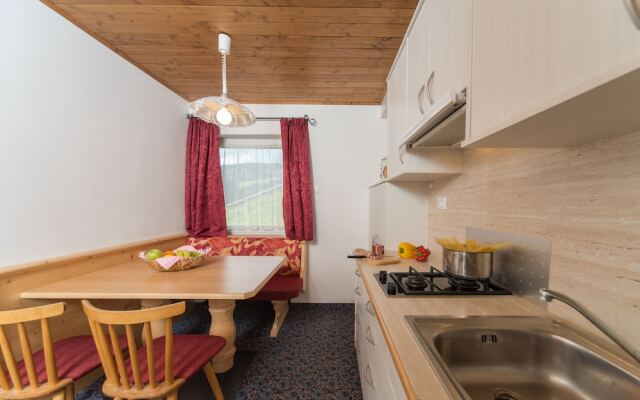 Apartment 4 Holiday - Wolly